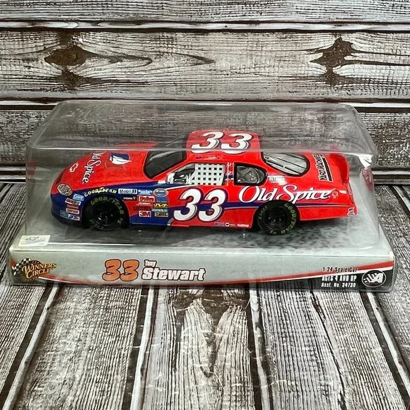Winner's Circle TONY STEWART #33 Old Spice 2005 NASCAR MA 1:24 Scale Car NIB NEW - Picture 1 of 6